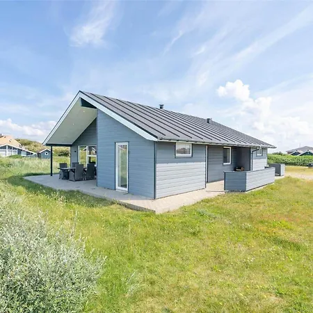 487-hvide-sande-strandkrogvejen-3 *