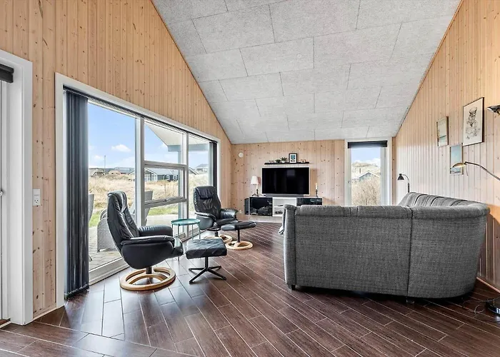 487-hvide-sande-strandkrogvejen-3 بيت للعطل