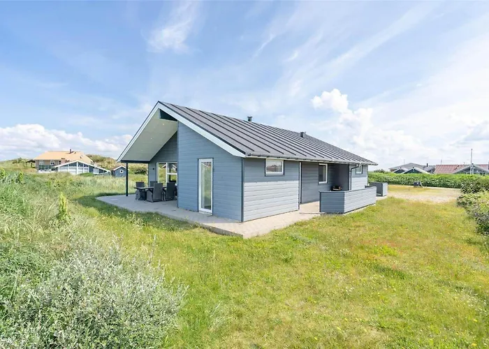 487-hvide-sande-strandkrogvejen-3 *